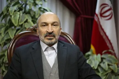 امید: دانشگاه جامع قادر به پذیرش یک میلیون و ۲۰۰ هزار دانشجوی مهارتی است / پذیرش بر اساس رشته&zwnj;های جدید از بهمن