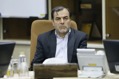 سخنگوی هلال احمر: بیش از ۳ماه دنبال تهیه واکسن کرونا بودیم، اما مجوز نداشتیم/تشریح ماجرای ۱۳میلیون یورو