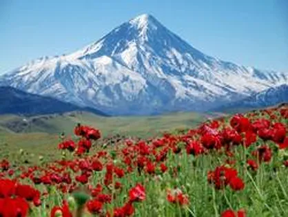 تصویر هوایی بی نظیر از قله دماوند