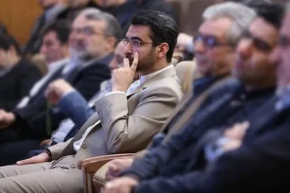 فیلم/ واکنش جالب وزیر ارتباطات به صحبت رئیس جمهور