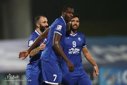فرهاد مجیدی ستاره استقلال را خط زد