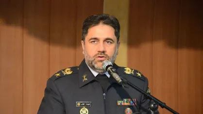 سرباز نماد صلابت و اقتدار کشور است