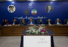 مدیران کم‌کار فارس در اجرای قانون جوانی جمعیت باید پاسخگو باشند