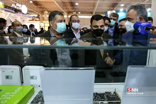 بازدید وزیر ارتباطات از نمایشگاه تلکام ۱۴۰۰