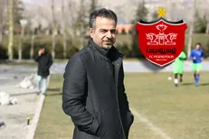 طعنه سرپرست استقلال به پرسپولیس: لیگ با همان یک تیم برگزار شود!
