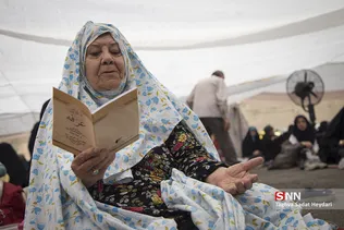 مراسم دعای عرفه در خیابان سعدی