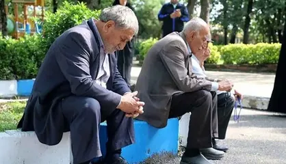 چرا بیمه آتیه&zwnj;سازان بازنشستگان ایلام قطع شده است؟