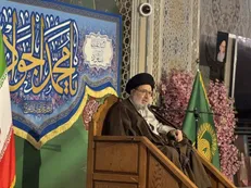 تشرف جمعی از شیعیان کشور آمریکا به حرم مطهر رضوی