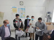 توزیع ٣٠٠ بسته فرهنگی در بیمارستان امام سجاد (ع) یاسوج از سوی دانشجویان بسیجی