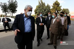 بازدید ستاری و ضرغامی از نمایشگاه ایران ساخت
