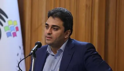 اتوبوس&zwnj;ها و تاکسی&zwnj;های برقی چینی در کمرگ بندرعباس