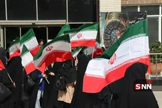 سال تحصیلی جدید متفاوت آغاز شد؛ پرچم ایران در دانشگاه‌های مشهد به اهتزاز درآمد +فیلم و عکس