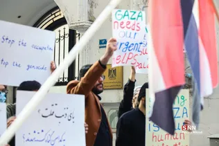 تجمع دانشجویی در مقابل سفارت مصر