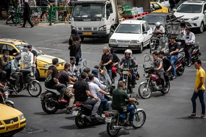 انتقال صنوف از مرکز شهر، راهکار ساماندهی موتورسیکلت&zwnj;ها