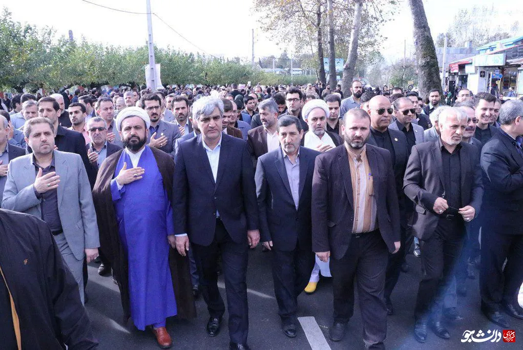 تشییع پیکر دوشهید مدافع حرم گیلانی