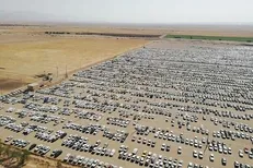 مرز خسروی آماده میزبانی زائران؛ ظرفیت پارکینگ‌ها به ۳۰۰ هزار خودرو رسید + فیلم