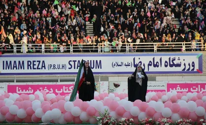 ۲۵ هزار دختر انقلابی معنای &laquo;واعتصمو بحبل الله&raquo; را به رخ جهانیان کشیدند + فیلم و تصاویر