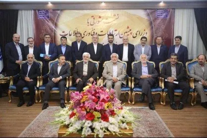 رایزنی وزیر ارتباطات با ٧ وزیر اسبق این وزارتخانه