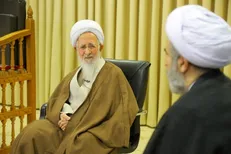 حوزه وقتی زنده است که به قرآن برگردد