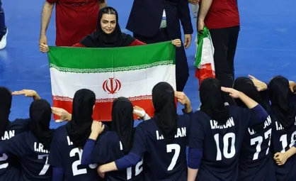 تاریخ&zwnj;سازی و قهرمانی دختران هندبال ایران / شاهکار دختران دهه هشتادی در آسیا
