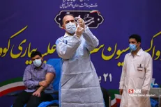 ۶۰ میلیون ایرانی تا یکسال آینده واکسن کرونا می‌زنند