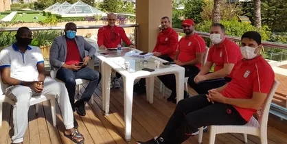 دیدار کادر فنی تیم ملی و نبی  با رئیس فدراسیون فوتبال غنا
