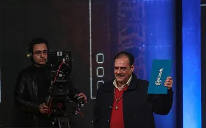 ماجرای لوح&zwnj;های دست&zwnj;نویس &laquo;فجر&raquo; چه بود؟
