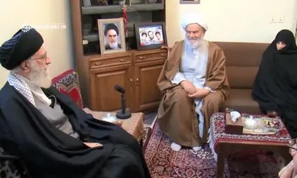 دیدار رهبر انقلاب با خانواده شهید اعلمی