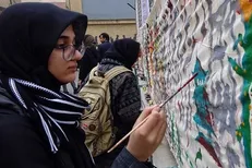فراخوان نمایشگاه «دختران خیابان انقلاب» با استقبال مواجه شد/ اعلام نتایج ۳۰ بهمن