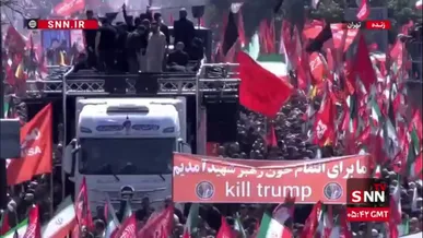 حرکت کاروان حامل پیکر امام شهید در آغوش مردم