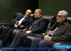 شهردار تهران از اختصاص جایزه ویژه مدیریت شهری به فیلمسازان برگزیده فیلم فجر خبرداد