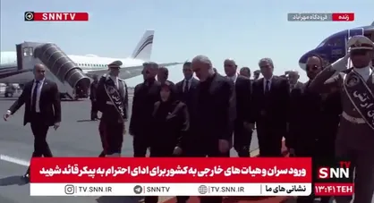 هیئت آذربایجانی برای شرکت در مراسم ادای احترام به پیکر رهبر شهید انقلاب وارد تهران شد+ فیلم