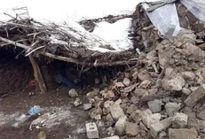 سفر وزیر بهداشت به مناطق زلزله زده خوی