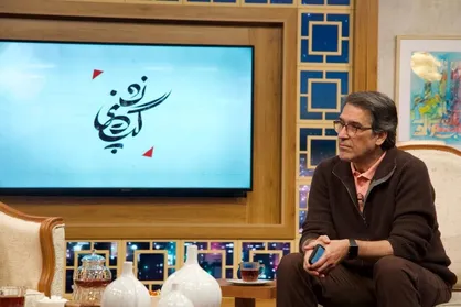 گفت&zwnj;وگوی فرهاد جم با 12 مرد سیاست