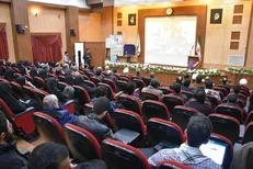 مجموعه کتب «روپوش‌­های سفید» در علوم پزشکی مشهد رونمایی شد