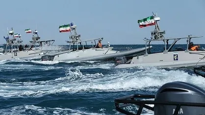 رهگیری شناور ارتش آمریکا توسط نیروی دریایی سپاه + فیلم