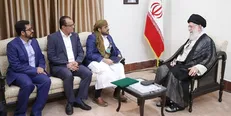 دیدار سخنگوی جنبش انصارالله یمن و هیئت همراه با رهبر معظم انقلاب
