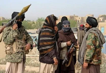طالبان پاکستان بار دیگر آتش بس با ارتش را تمدید کرد