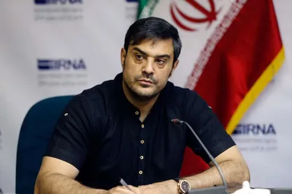 کنایه نیما نکیسا به سنگ&zwnj;اندازی علیه پرسپولیس!