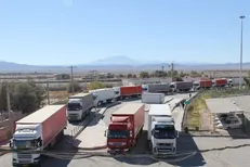 کاهش صف کامیون‌ها در مرز بازرگان