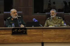 سردار سلامی: ارتش و سپاه در جایگاهی هستند که می‌توانند برای همدیگر فدا شوند