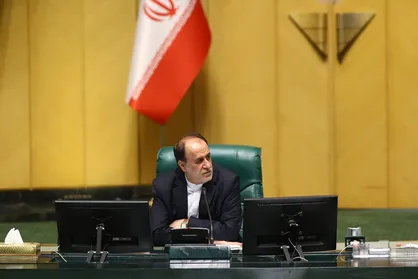 حاجی بابائی: آخرین فرصت مجلس برای اجرای کالابرگ پایان آبان ماه است/ وزارت رفاه زودتر تصمیم بگیرد + فیلم