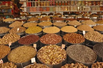 نظارت بر صنوف مرتبط با شب یلدا با هدف مقابله با قیمت&zwnj;های نامتعارف