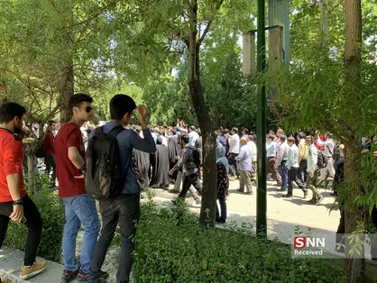 ماجرای تجمع در دانشگاه تهران چه بود؟/ دانشجویان در حصار بی&zwnj;تدبیری+ فیلم و عکس