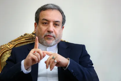 عراقچی: آقای ویتکاف چند جور صحبت کرده/ مواضع واقعی پشت میز مذاکره روشن می&zwnj;شود