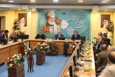 آیین بزرگداشت روز زبان و ادب فارسی با تأکید بر نقش کلیدی رسانه‌ها در ترویج واژه‌های مصوب برگزار شد