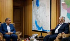 دانشگاه آزاد اسلامی با استانداری‌ها اتصال و تعامل محکمی داشته باشد