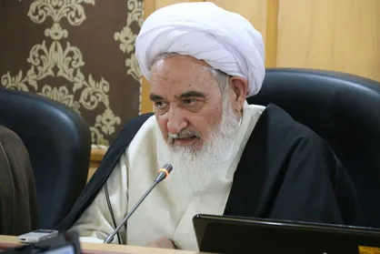 فارغ&zwnj;التحصیلان دانشگاه باید متعهد به اسلام باشند تا کارساز واقع شوند/ اساتید باید دانشگاه&zwnj;ها را رهبری کنند