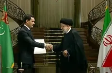 ایران و ترکمنستان ۹ سند همکاری امضا کردند
