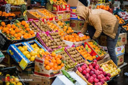 احداث بازار بزرگ میدان میوه و تره بار در میدان فتح